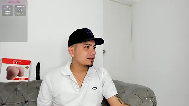 Snapshot of OwenStonne_ chatting on September 2025 04:01:02 AM OwenStonne online show from September 2025 04:01:02 AM