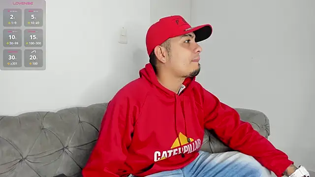 Snapshot of OwenStonne_ chatting on September 2025 03:40:01 AM OwenStonne online show from September 2025 03:40:01 AM