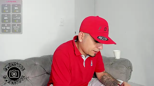 Snapshot of OwenStonne_ chatting on September 2025 04:05:02 AM OwenStonne online show from September 2025 04:05:02 AM