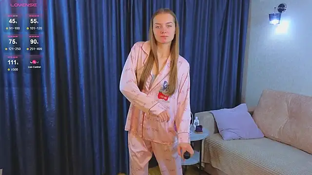 LouisaChaobal online show from October 2025 01:14:02 AM