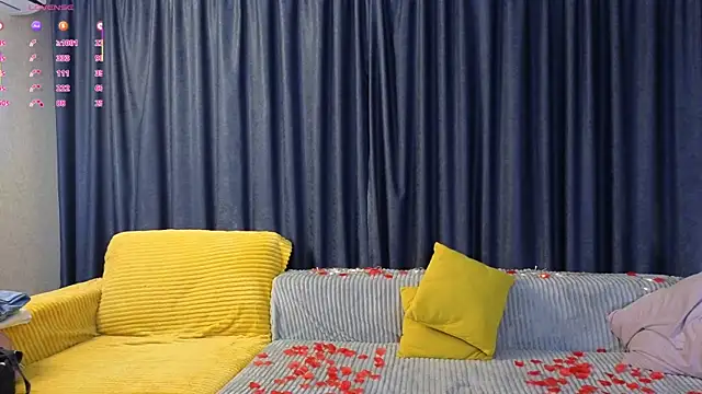 LouisaChaobal online show from November 2025 01:44:01 AM