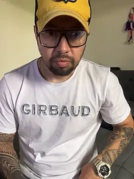 Snapshot of pareja_sexo chatting on October 2025 05:24:02 PM pareja sexo online show from October 2025 05:24:02 PM