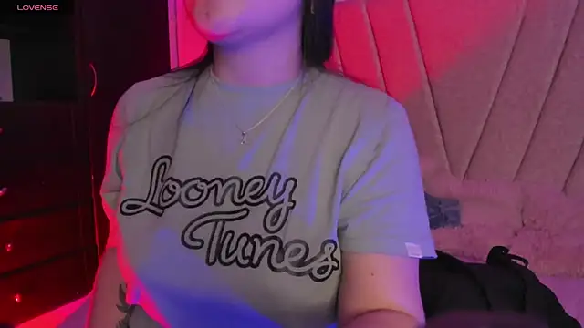 Fia   online show from September 2025 01:51:02 AM