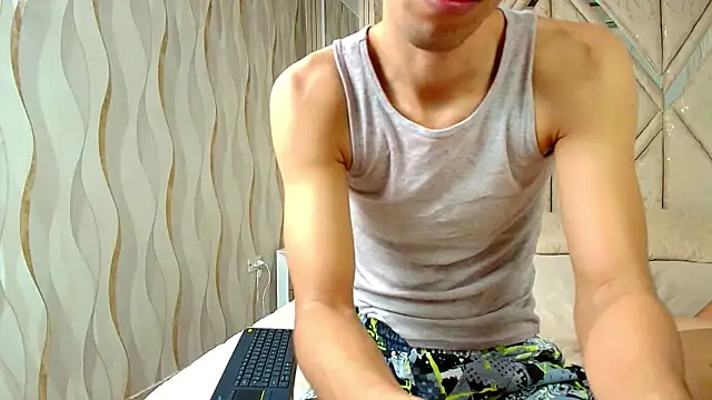 Couplex xxx online show from September 2025 01:28:01 AM