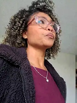 BiiancaEstradaa online show from February 2026 08:49:02 PM