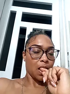 BiiancaEstradaa online show from March 2026 04:26:01 AM