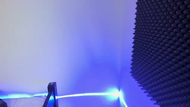 Ellope  online show from October 2025 03:36:02 AM