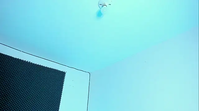 Ellope  online show from November 2025 10:10:02 PM