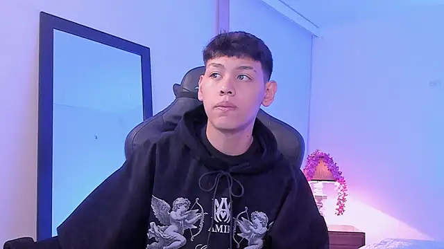 zeus blaze online show from September 2025 11:54:01 AM