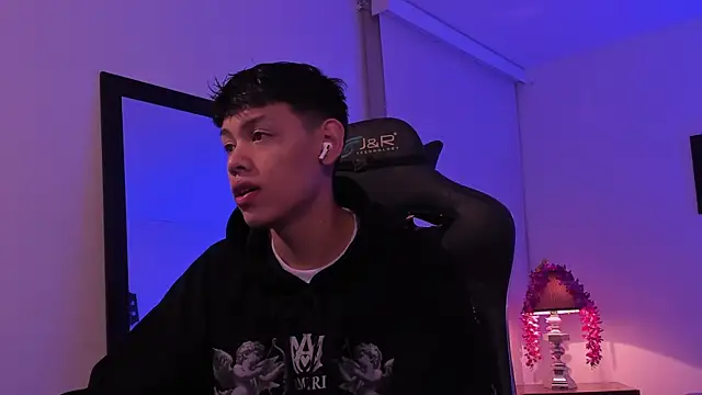 zeus blaze online show from September 2025 03:30:02 AM