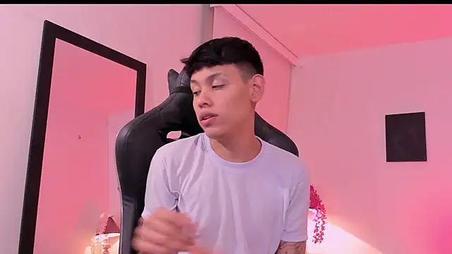 zeus blaze online show from September 2025 08:01:01 PM