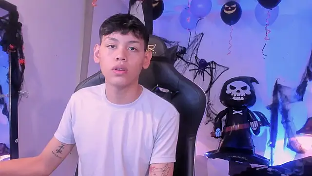 zeus blaze online show from October 2025 11:44:02 AM