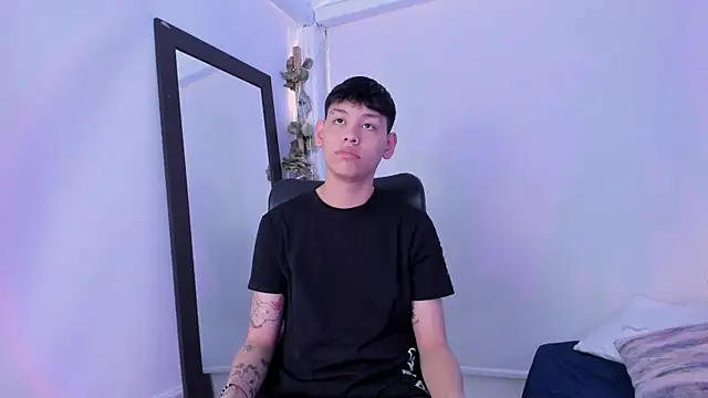 zeus blaze online show from November 2025 03:19:02 PM