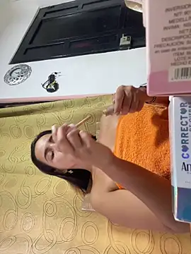 Mia jhoonson online show from May 2026 10:37:02 PM
