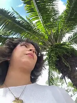 Adry Bach  online show from September 2025 07:08:02 PM