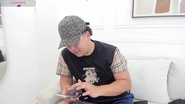 Naim Bennetsex online show from September 2025 04:07:01 PM