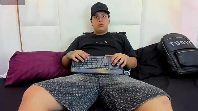 Naim Bennetsex online show from September 2025 05:25:01 PM