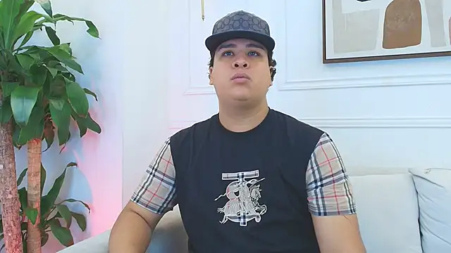 Naim Bennetsex online show from December 2025 06:03:02 PM