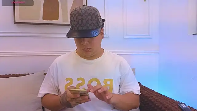 Snapshot of Naim_Bennetsex chatting on June 2026 06:18:02 PM Naim Bennetsex online show from June 2026 06:18:02 PM