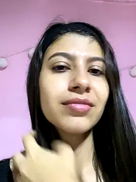 Lenapink19 online show from September 2025 10:58:02 PM