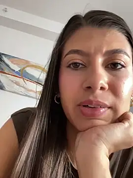 Lenapink19 online show from October 2025 04:16:01 PM