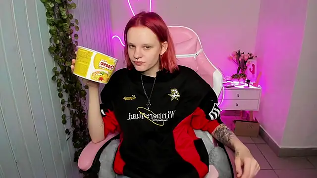 Elieiza xo online show from October 2025 10:30:01 AM