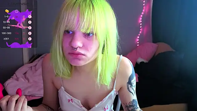 Snapshot of Elieiza_xo chatting on April 2026 06:07:02 AM Elieiza xo online show from April 2026 06:07:02 AM