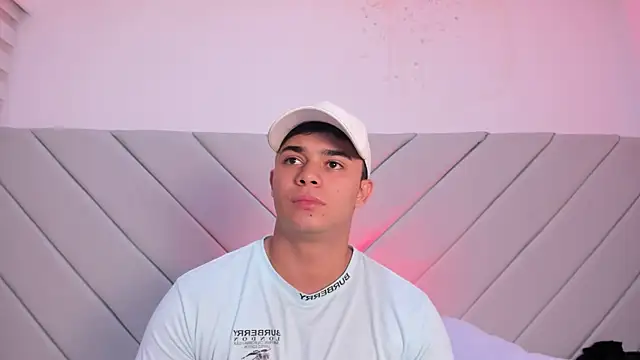 Snapshot of jayd_muscle chatting on October 2025 04:12:01 AM jayd muscle online show from October 2025 04:12:01 AM