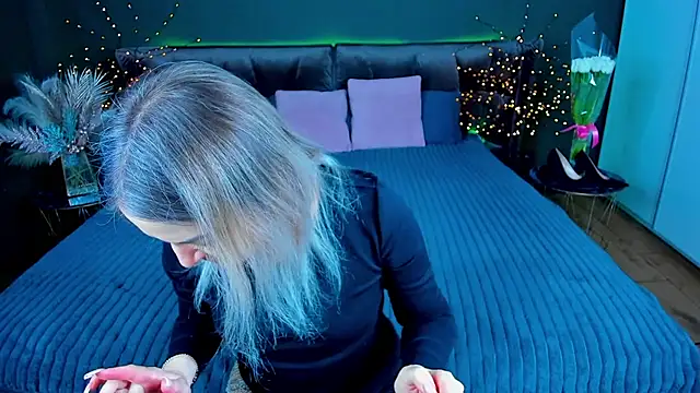 Anna Snows online show from March 2026 06:49:01 PM