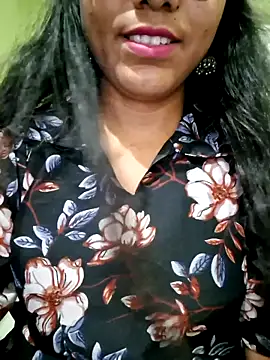 Snapshot of Telugu___Sexygirl___Naidu chatting on April 2026 04:46:02 AM Telugu Sexygirl Naidu online show from April 2026 04:46:02 AM