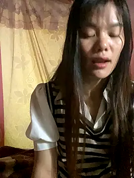 PhanHaa online show from October 2025 01:19:02 AM