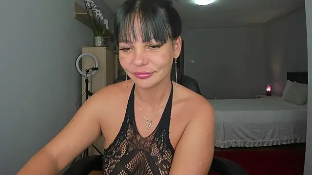 Snapshot of Ella_sweety00 chatting on October 2025 04:03:02 PM Ella sweety00 online show from October 2025 04:03:02 PM