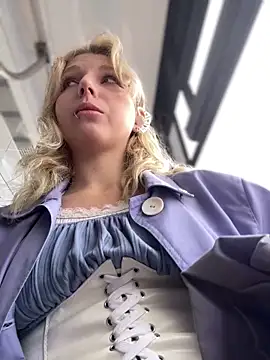 EveLittleSinner online show from September 2025 08:15:01 AM