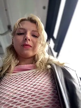 EveLittleSinner online show from September 2025 09:12:01 AM