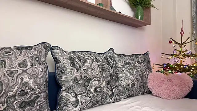 maria and alex online show from December 2024 04:51:01 PM