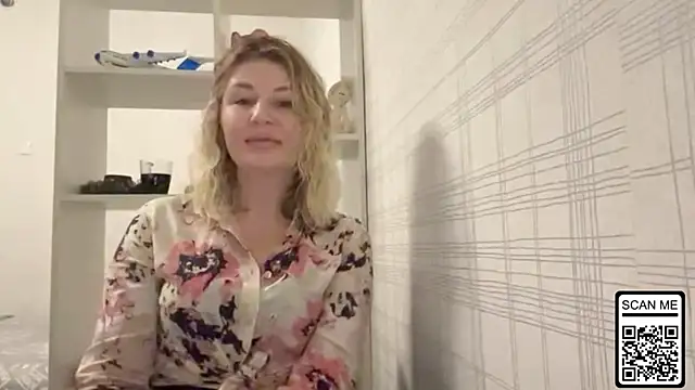 Blondie xoxoxo online show from December 2025 11:04:02 AM