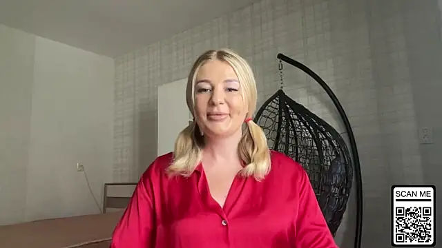 Snapshot of Blondie_xoxoxo chatting on June 2026 12:31:02 PM Blondie xoxoxo online show from June 2026 12:31:02 PM