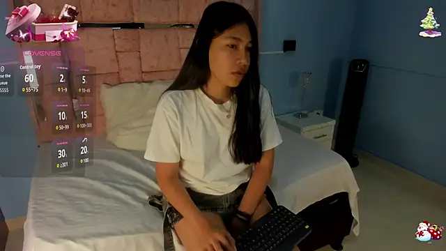 Snapshot of LICKY_LOV chatting on September 2025 03:21:01 AM LICKY LOV online show from September 2025 03:21:01 AM