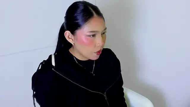 Snapshot of LICKY_LOV chatting on December 2025 03:14:02 AM LICKY LOV online show from December 2025 03:14:02 AM