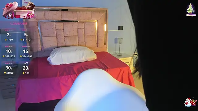 Snapshot of LICKY_LOV chatting on February 2026 03:06:01 AM LICKY LOV online show from February 2026 03:06:01 AM