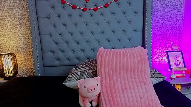 Abby roussee online show from February 2026 10:06:02 PM