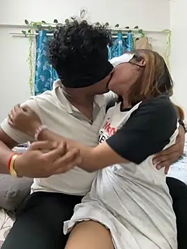 Cutie Shruti online show from November 2025 12:33:01 PM