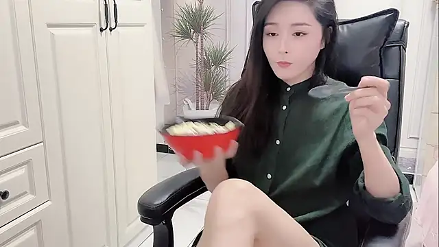 Ianxuan online show from October 2025 05:02:02 AM