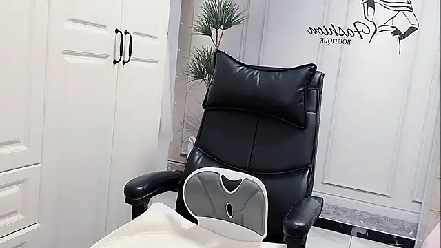 Ianxuan online show from October 2025 12:51:01 AM