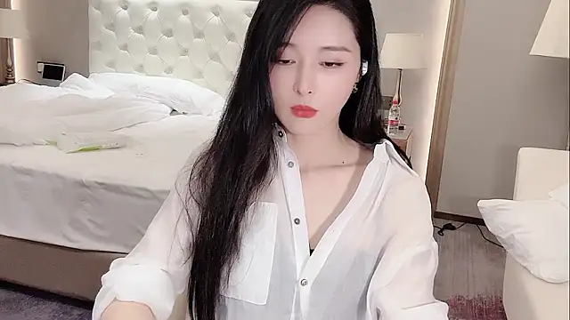 Ianxuan online show from October 2025 02:40:02 PM