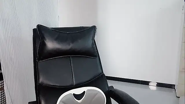 Snapshot of Ianxuan chatting on February 2026 05:35:01 AM Ianxuan online show from February 2026 05:35:01 AM