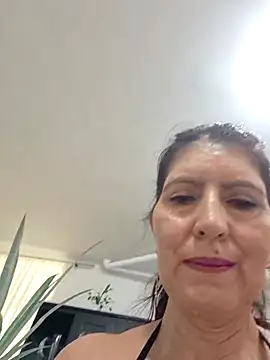 Snapshot of swity_foster chatting on July 2026 05:06:02 PM swity foster online show from July 2026 05:06:02 PM