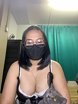 melyiaaa online show from March 2026 02:43:01 PM