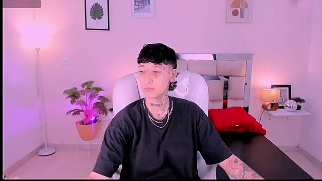 Snapshot of Luci_Rose chatting on September 2025 03:06:01 PM Luci Rose online show from September 2025 03:06:01 PM