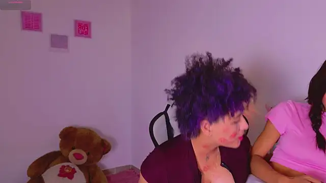 BrunetteAdams001 online show from January 2026 03:43:02 AM